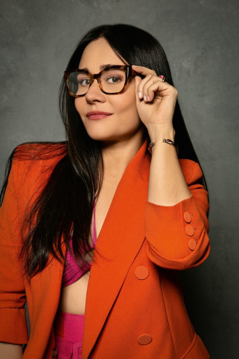 Ótica Chilli Beans une estilo e personalidade em campanha estrelada por